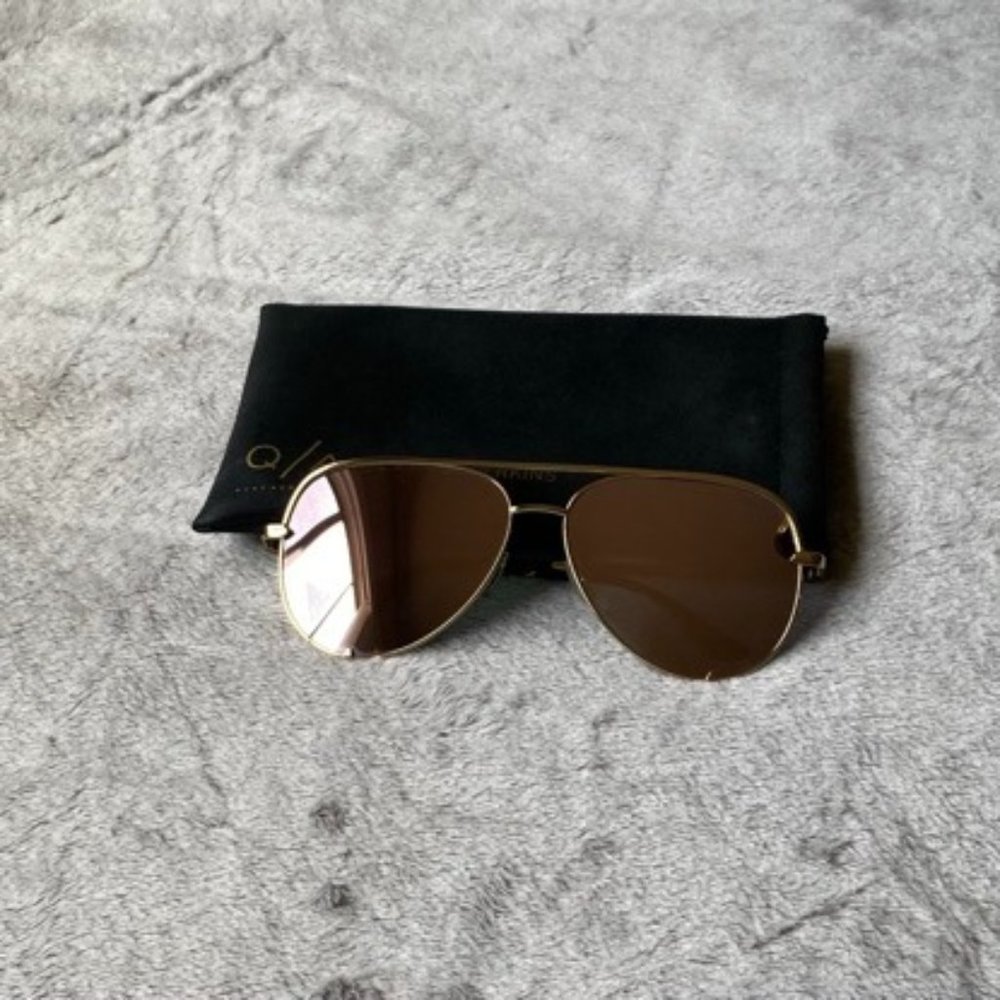 Quay High Key Gold/ Gold Sunglasses